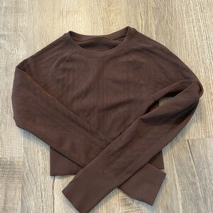 Joylab long sleeve crop workout shirt